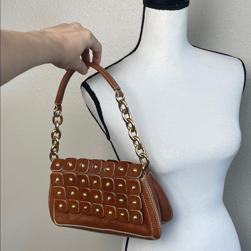 Maxx New York Leather cognac brown Gold chain  Studded Shoulder Bag - Picture 5 of 17